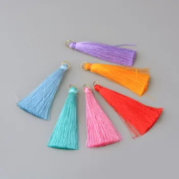 Borla colores mixtos con argolla de latón 35x7mm