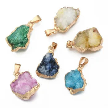 Ágata druzy dijes mix color 40x30x20mm