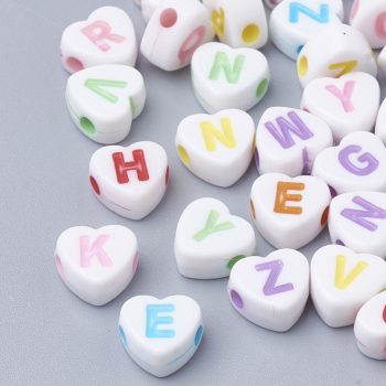 Letras corazón multicolor acrílicas 7x7.5x4mm