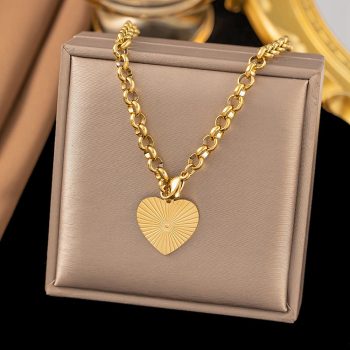 Cadena rolo acero inox dorada y dije de corazón 49cm