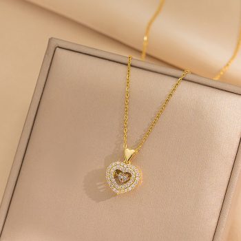 Cadena y dije corazón y zirconia baño oro 18k
