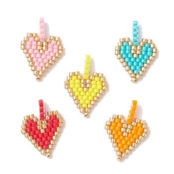 Corazon miyuki tejido multicolor 20x14x3mm